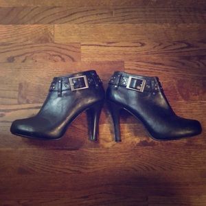 Maurice ankle boots good condition size 7
